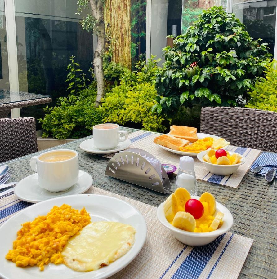 Hotel Marbella Chico Bogota Ngoại thất bức ảnh